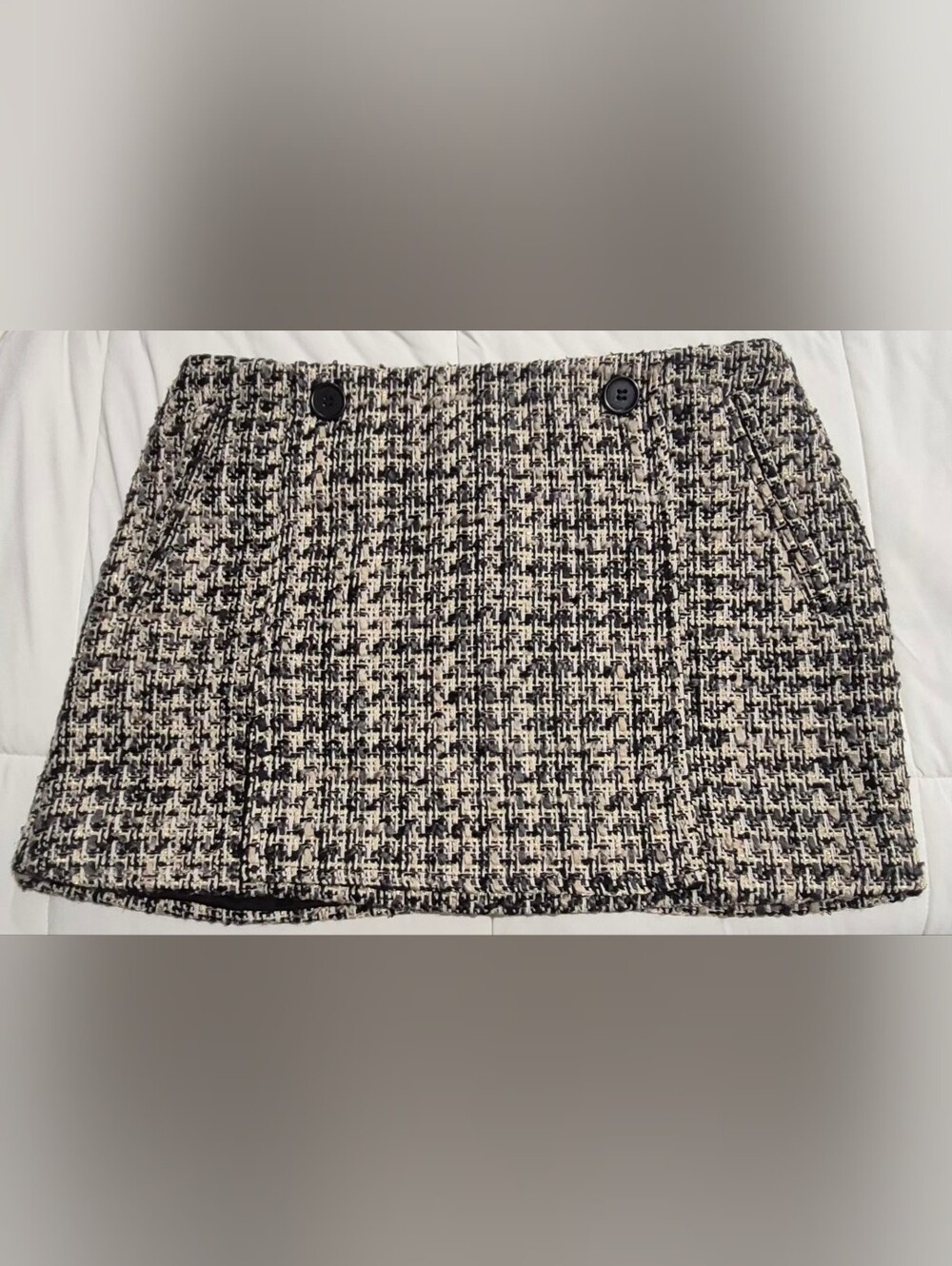 Forever 21 Black & Cream Tweed Mini Skirt